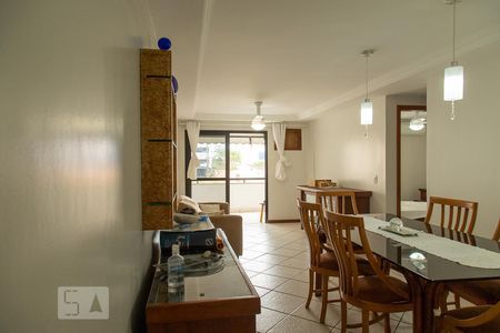 Sala  de apartamento para alugar com 2 quartos, 80m² em Recreio dos Bandeirantes, Rio de Janeiro