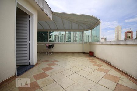 Varanda de casa de condomínio para alugar com 3 quartos, 140m² em Vila Gumercindo, São Paulo