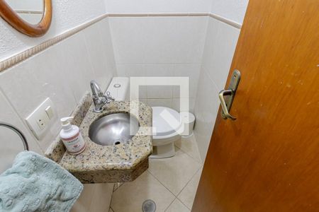 Lavabo de casa de condomínio para alugar com 3 quartos, 140m² em Vila Gumercindo, São Paulo