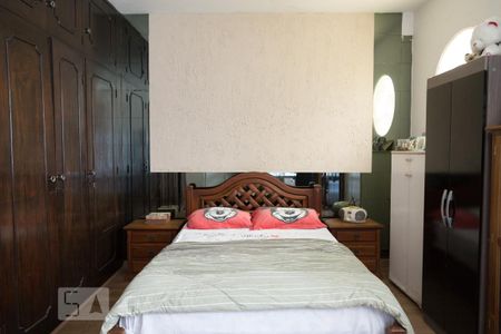 Suite de casa à venda com 3 quartos, 400m² em Vila Zamataro, Guarulhos