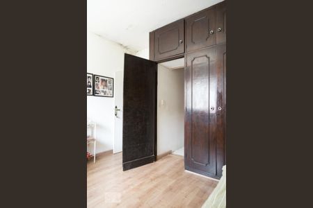 Entrada do Banheiro da suite de casa à venda com 3 quartos, 400m² em Vila Zamataro, Guarulhos