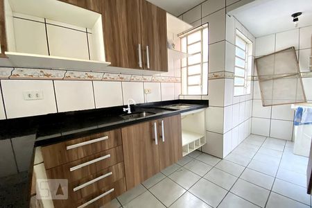 Cozinha - Armários de apartamento à venda com 2 quartos, 56m² em São Miguel, São Leopoldo