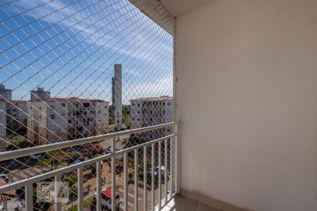 Varanda de apartamento à venda com 3 quartos, 67m² em Humaitá, Porto Alegre