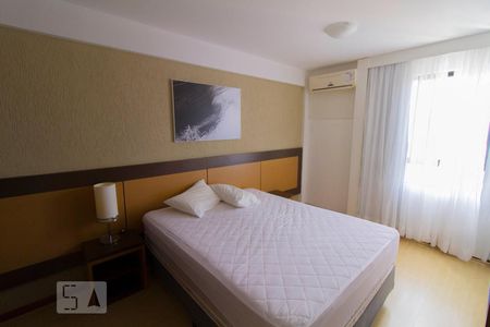 Quarto de kitnet/studio para alugar com 1 quarto, 45m² em Centro, Florianópolis