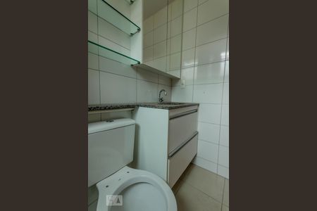 Banheiro 1 de apartamento à venda com 2 quartos, 60m² em Santa Amélia, Belo Horizonte