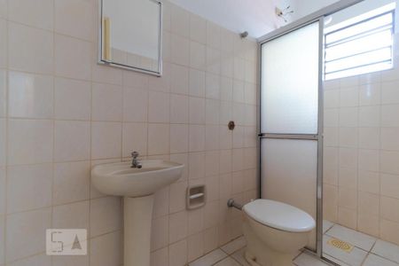Casa à venda com 302m², 10 quartos e 6 vagas Casa à venda com 302m², 10 quartos e 6 vagasBanheiro da Suíte 06