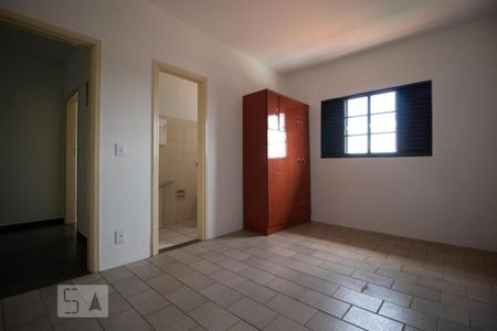 Casa à venda com 302m², 10 quartos e 6 vagas Casa à venda com 302m², 10 quartos e 6 vagasSuíte 06