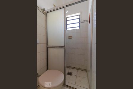 Casa à venda com 302m², 10 quartos e 6 vagas Casa à venda com 302m², 10 quartos e 6 vagasBanheiro da Suíte 03