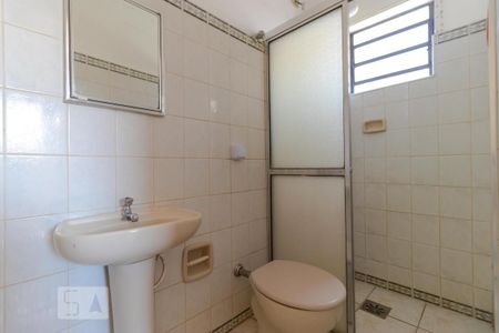 Casa à venda com 302m², 10 quartos e 6 vagas Casa à venda com 302m², 10 quartos e 6 vagasBanheiro da Suíte 03