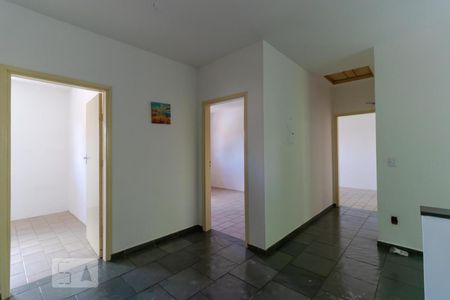 Casa à venda com 302m², 10 quartos e 6 vagas Casa à venda com 302m², 10 quartos e 6 vagasHall do Andar superior