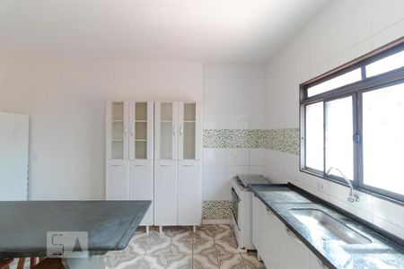 Casa à venda com 302m², 10 quartos e 6 vagas Casa à venda com 302m², 10 quartos e 6 vagasCozinha