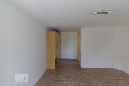Casa à venda com 302m², 10 quartos e 6 vagas Casa à venda com 302m², 10 quartos e 6 vagasSuíte 10