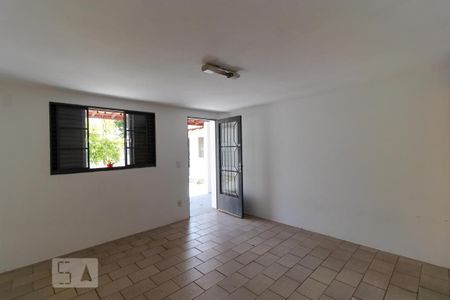 Casa à venda com 302m², 10 quartos e 6 vagas Casa à venda com 302m², 10 quartos e 6 vagasSuíte 10