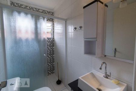 Banheiro de casa à venda com 3 quartos, 146m² em Km 18, Osasco