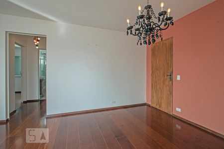 Sala de apartamento para alugar com 2 quartos, 85m² em Campo Belo, São Paulo