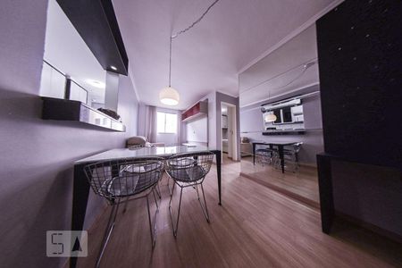 Sala de apartamento para alugar com 2 quartos, 60m² em Santa Quitéria, Curitiba