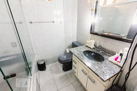 Banheiro de apartamento à venda com 3 quartos, 89m² em Vila Romana, São Paulo