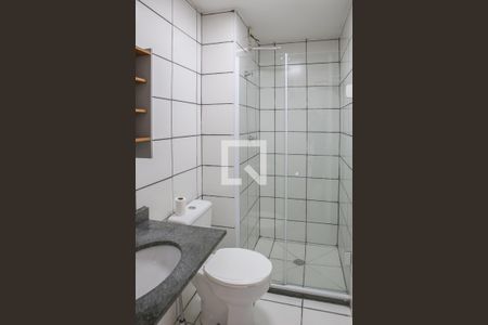 Banheiro de apartamento para alugar com 1 quarto, 31m² em Água Branca, São Paulo