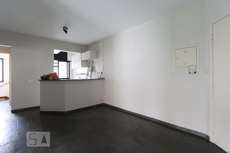 Sala de apartamento à venda com 2 quartos, 69m² em Vila Suzana, São Paulo