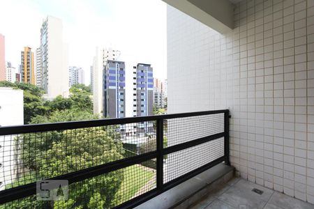 Varanda da sala de apartamento à venda com 2 quartos, 69m² em Vila Suzana, São Paulo