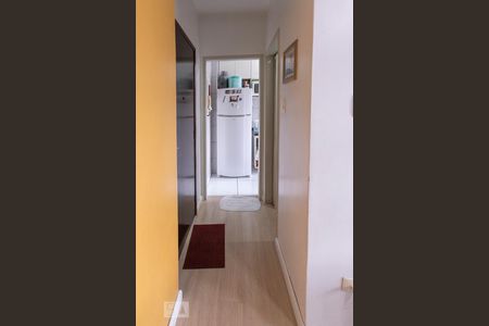 Corredor de apartamento à venda com 2 quartos, 58m² em Vila Nova Conceição, São Paulo