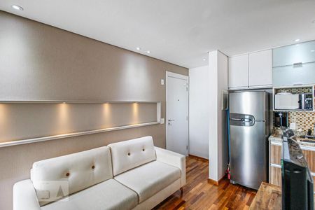 Sala de apartamento para alugar com 1 quarto, 45m² em Campo Belo, São Paulo