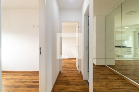 Corredor de apartamento para alugar com 2 quartos, 49m² em Jardim Umarizal, São Paulo