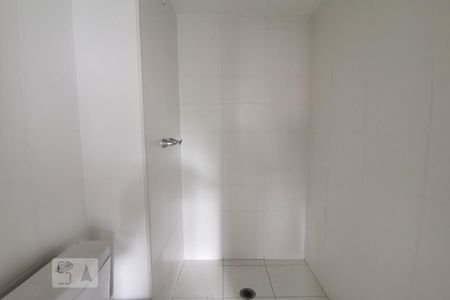 Banheiro Corredor de apartamento para alugar com 3 quartos, 116m² em Jardim Parque Morumbi, São Paulo