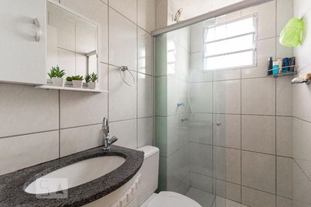 Banheiro de apartamento à venda com 2 quartos, 44m² em Maria Virgínia, Belo Horizonte