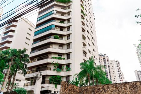 Apartamento à venda com 300m², 6 quartos e 4 vagas Apartamento à venda com 300m², 6 quartos e 4 vagasFachada do Prédio