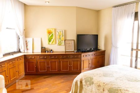 Apartamento à venda com 300m², 6 quartos e 4 vagas Apartamento à venda com 300m², 6 quartos e 4 vagasSuíte master