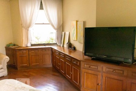 Apartamento à venda com 300m², 6 quartos e 4 vagas Apartamento à venda com 300m², 6 quartos e 4 vagasSuíte master