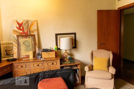 Apartamento à venda com 300m², 6 quartos e 4 vagas Apartamento à venda com 300m², 6 quartos e 4 vagasSuíte 1