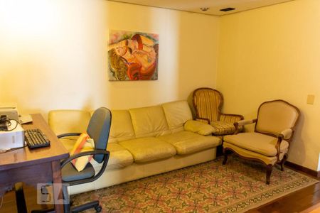 Apartamento à venda com 300m², 6 quartos e 4 vagas Apartamento à venda com 300m², 6 quartos e 4 vagasEscritório