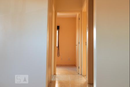 Corredor de apartamento para alugar com 3 quartos, 70m² em Marechal Rondon, Canoas