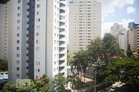 Vista da Rua de apartamento para alugar com 2 quartos, 55m² em Bela Vista, São Paulo