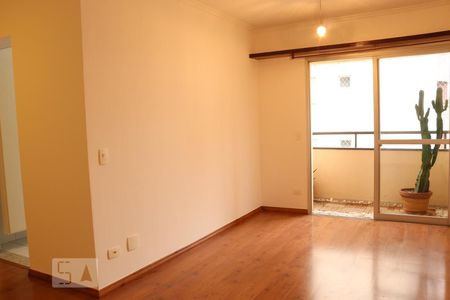 Sala de apartamento para alugar com 2 quartos, 60m² em Vila Gumercindo, São Paulo