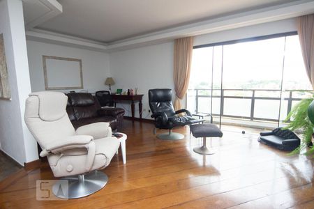 Sala de apartamento à venda com 4 quartos, 170m² em Vila Morse, São Paulo