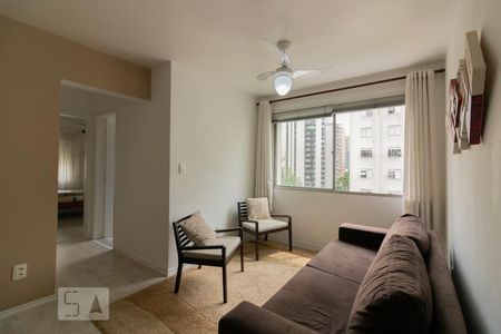 Sala de apartamento para alugar com 2 quartos, 84m² em Vila Uberabinha, São Paulo