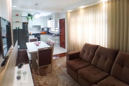 Casa à venda com 145m², 3 quartos e 2 vagasSala/ Cozinha