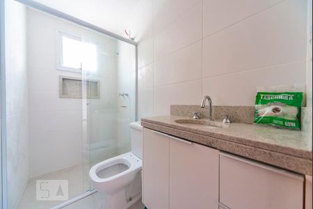 Banheiro de apartamento à venda com 2 quartos, 64m² em Centro, Santo André