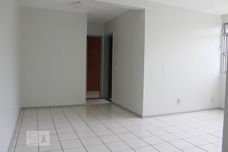 Sala de apartamento para alugar com 2 quartos, 65m² em Guará I, Brasília
