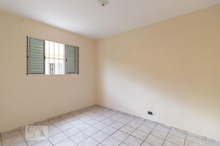 Quarto 2 de casa para alugar com 2 quartos, 70m² em Vila Ré, São Paulo