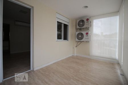 varanda de apartamento para alugar com 1 quarto, 62m² em Vila Ipojuca, São Paulo