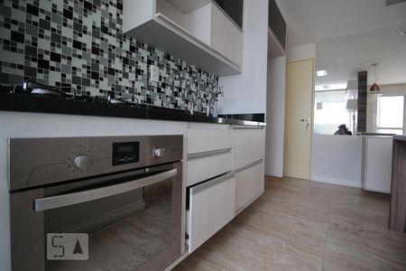 cozinha de apartamento para alugar com 1 quarto, 62m² em Vila Ipojuca, São Paulo