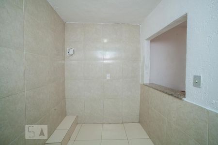 Cozinha de apartamento para alugar com 1 quarto, 23m² em União, Belo Horizonte