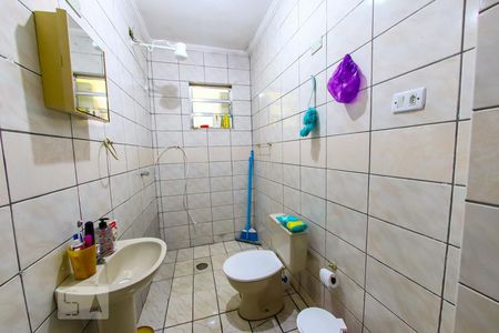 Banheiro da Suite 1 de casa à venda com 4 quartos, 266m² em Vila Barros, Guarulhos