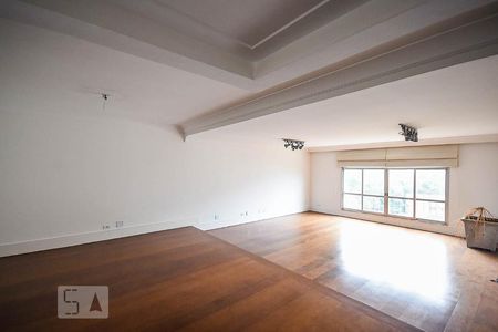 Apartamento à venda com 220m², 4 quartos e 4 vagasSala