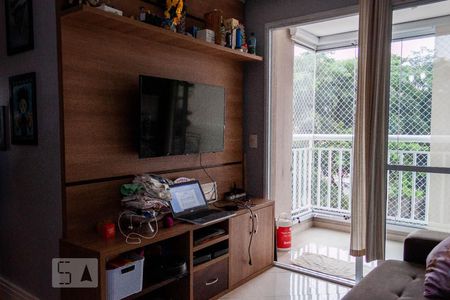 Sala de apartamento à venda com 3 quartos, 69m² em Vila Paiva, São Paulo