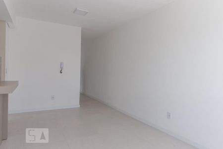 Sala de apartamento para alugar com 2 quartos, 76m² em Santa Maria Goretti, Porto Alegre